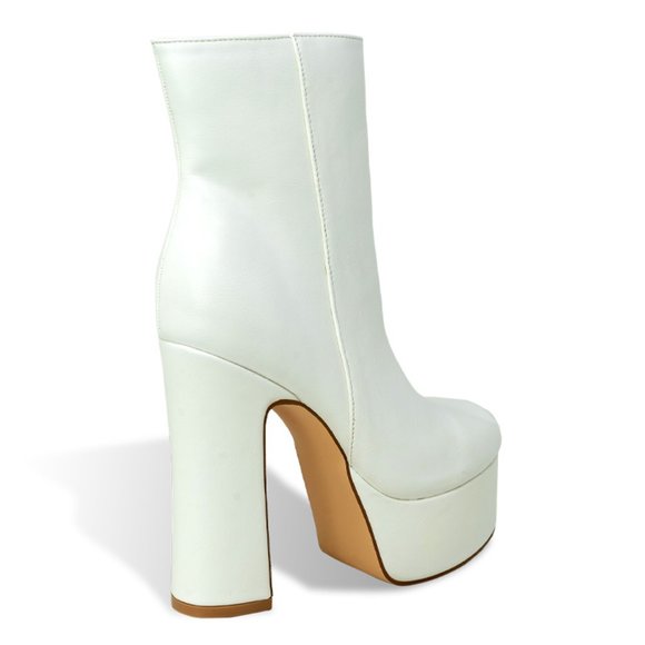 Women’s Block Heel Platform Leather Round Toe Chelsea Bootie - Picture 3 of 5